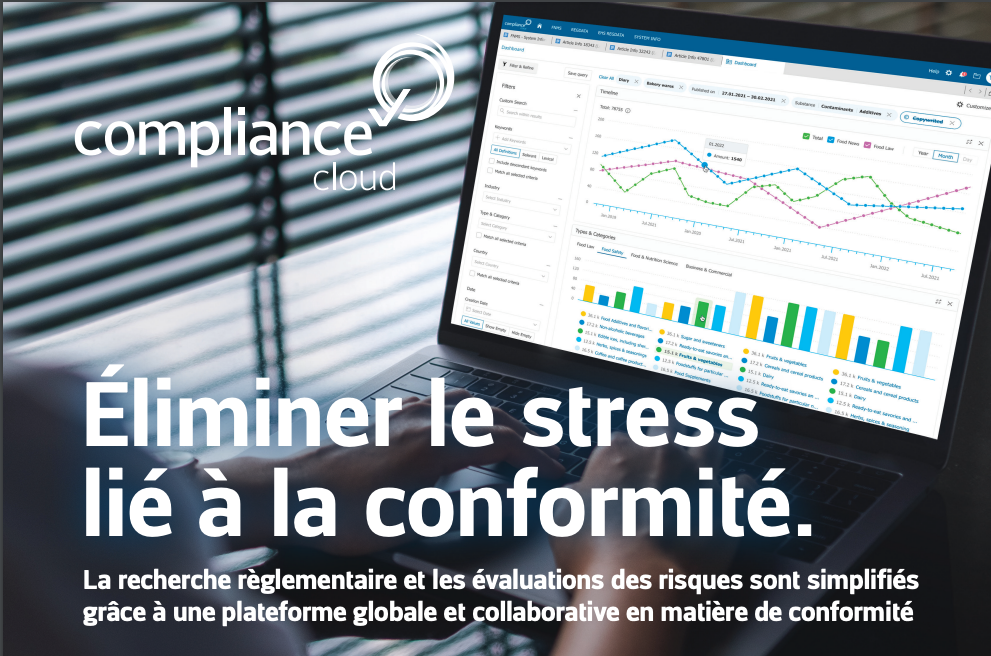 Eliminer le stress lié à la conformité ; Image d'illustration : Personne passant en revue des graphiques sur un ordinateur portable